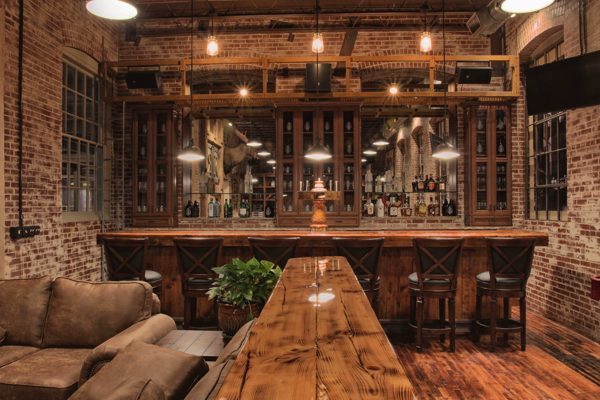 A fine wood epoxy bar top