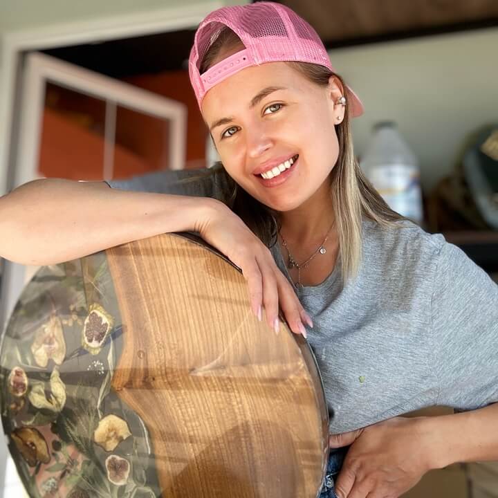 Alexa Mari Artist and Creator