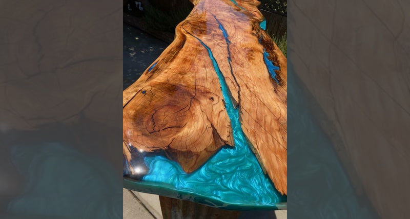 A finished deep pour epoxy bar top