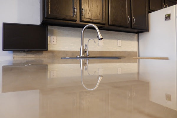 A pristine epoxy kitchen countertop surface, free of scratches.