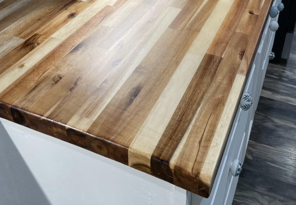 An epoxy countertop with wooden substrate and seal coat